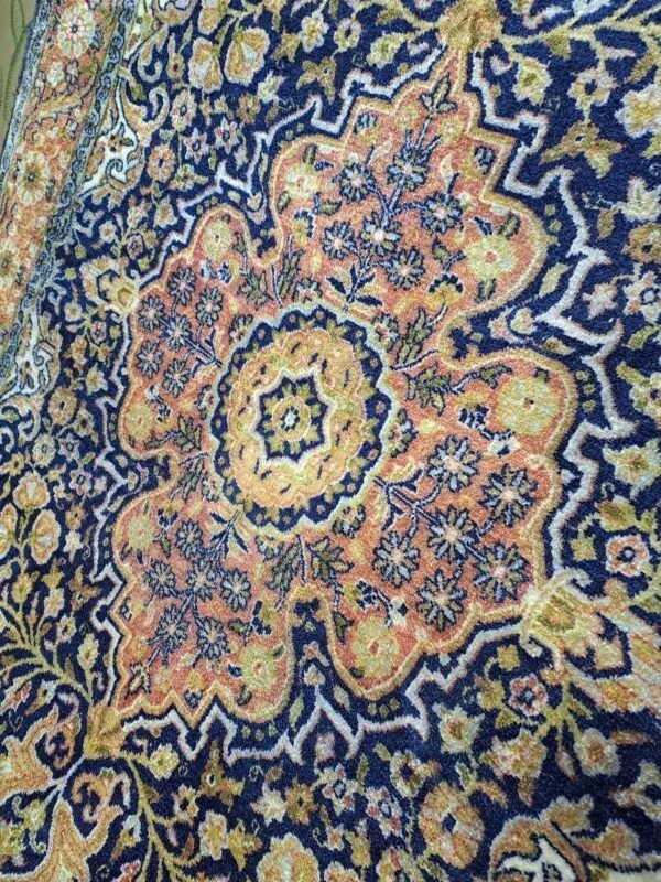 vintage handmade Kashmiri silk carpet 125x185cm - Image 3