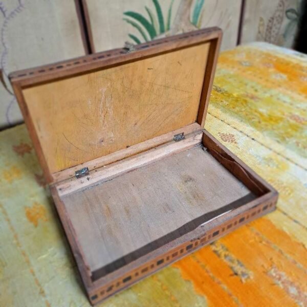 Antique inlaid Middle Eastern box possibly ottoman - Image 2
