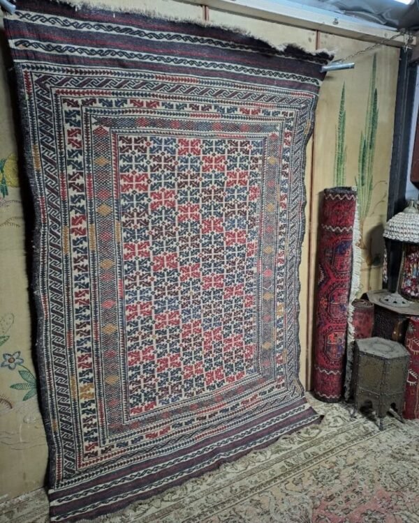 Vintage Tribal Afghan suzani kilim. 188x124cm