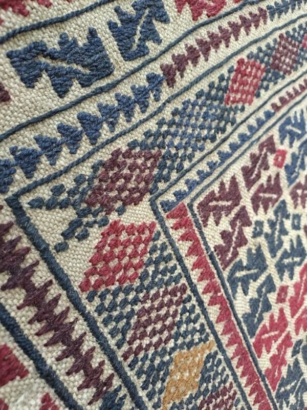 Vintage Tribal Afghan suzani kilim. 188x124cm - Image 4