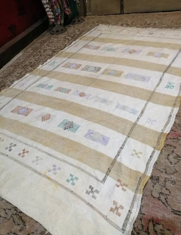 Vintage handmade Moroccan Berber kilim made using cactus silk faded and weathered 133x83cm - Image 3