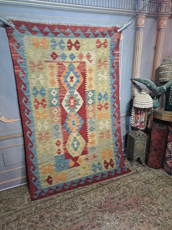 Vintage handmade afghan kilim. 160x104cm