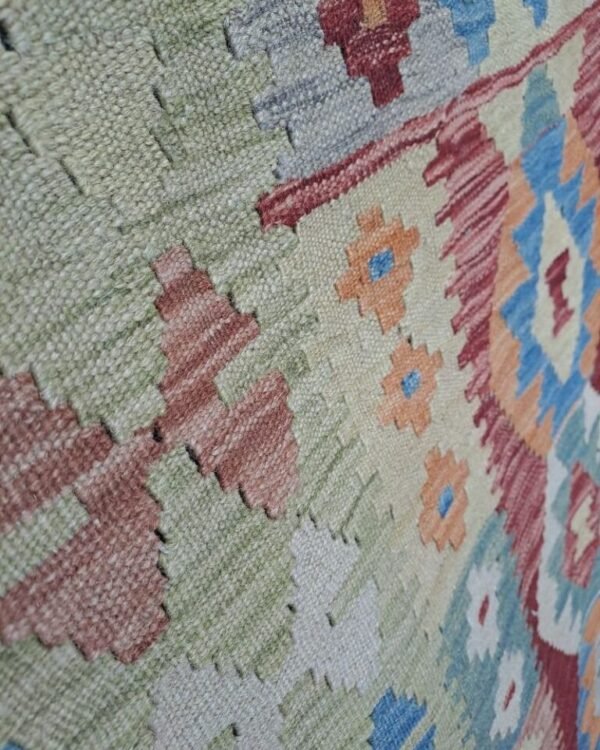 Vintage handmade afghan kilim. 160x104cm